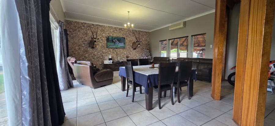 3 Bedroom Property for Sale in Middelpos Northern Cape